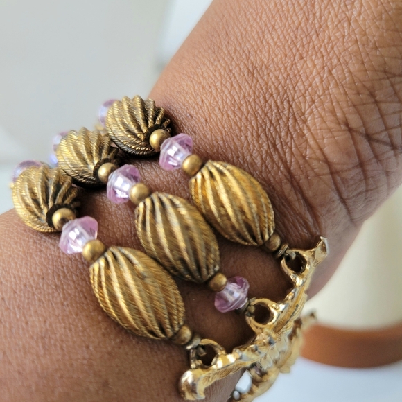 - Vintage Triple Strand Goldtone Beaded Cuff Bracelet • Fold over clasp closure - Picture 2 of 5